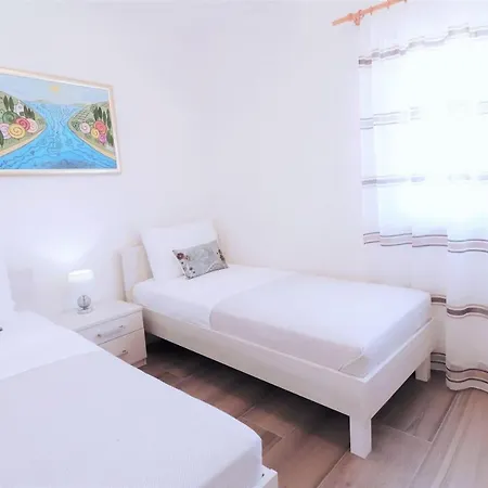 Luxury Beachfront With Pool For Two Families Villa Okrug Gornji